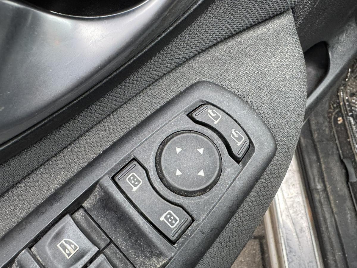 Renault Scenic 3 original Au&szlig;enspiegel links elektrisch verstellbar/heizbar/klappbar unlackiert Bj.2009